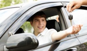 10 Things Parents Should Know for New Teen Drivers Auto Body Shop | Collision Repair Experts – Fix Auto USA 10 Things Parents Should Know for New Teen Drivers