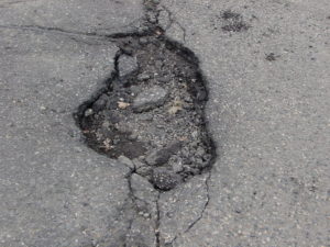 Best Ways to Avoid Damage Caused by Potholes Auto Body Shop | Collision Repair Experts – Fix Auto USA Best Ways to Avoid Damage Caused by Potholes